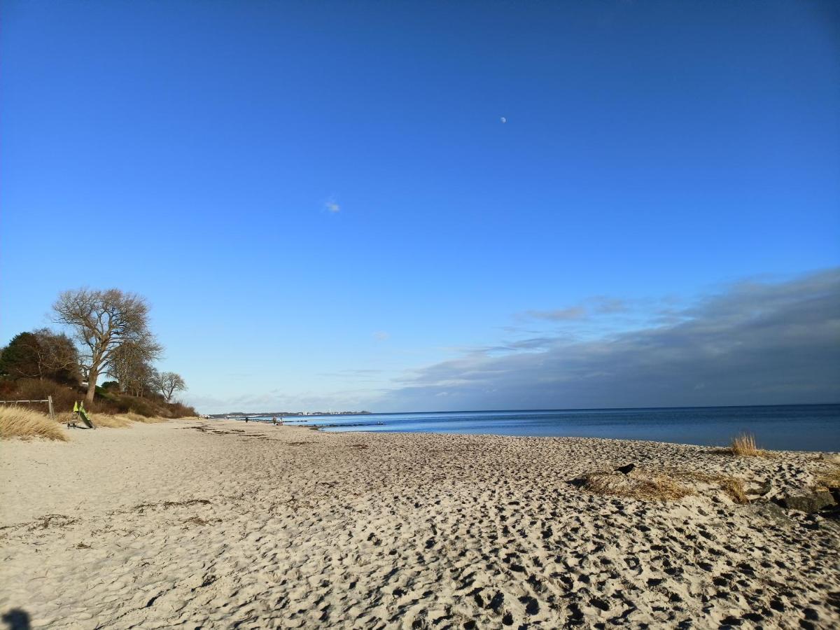 Wohnung Mit Traumhaftem Meerblick Und Schwimmbad Зирксдорф Экстерьер фото